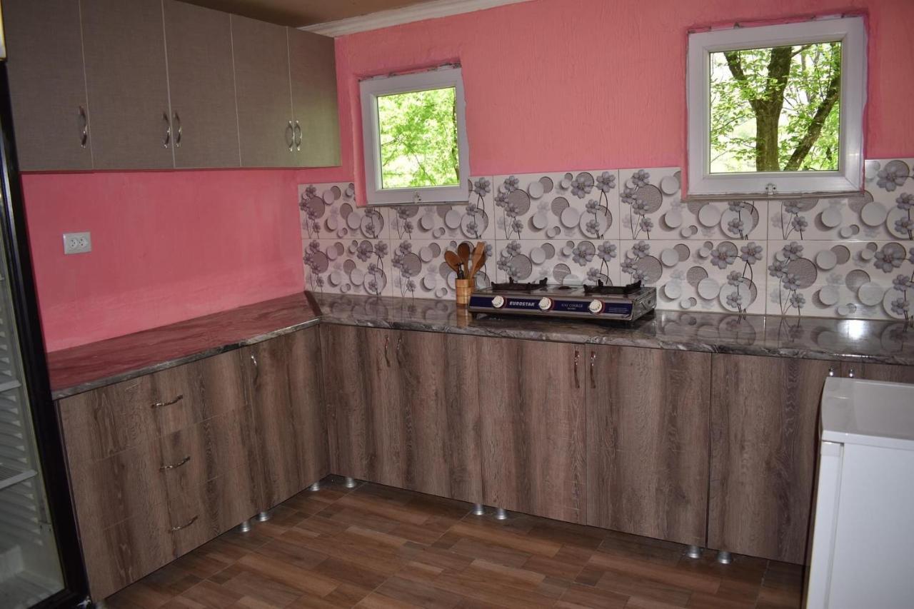 Martvili Canyon Cottage ภายนอก รูปภาพ